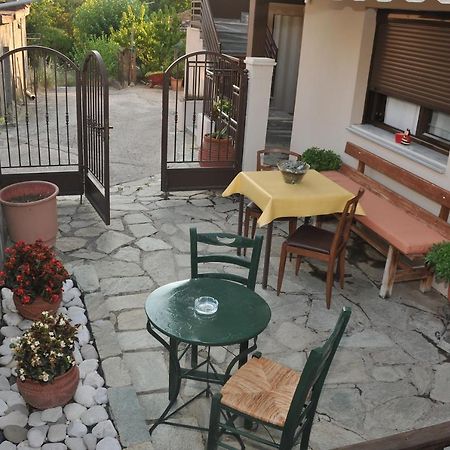 Guesthouse Bloutsos Rooms Kastraki  Exterior photo