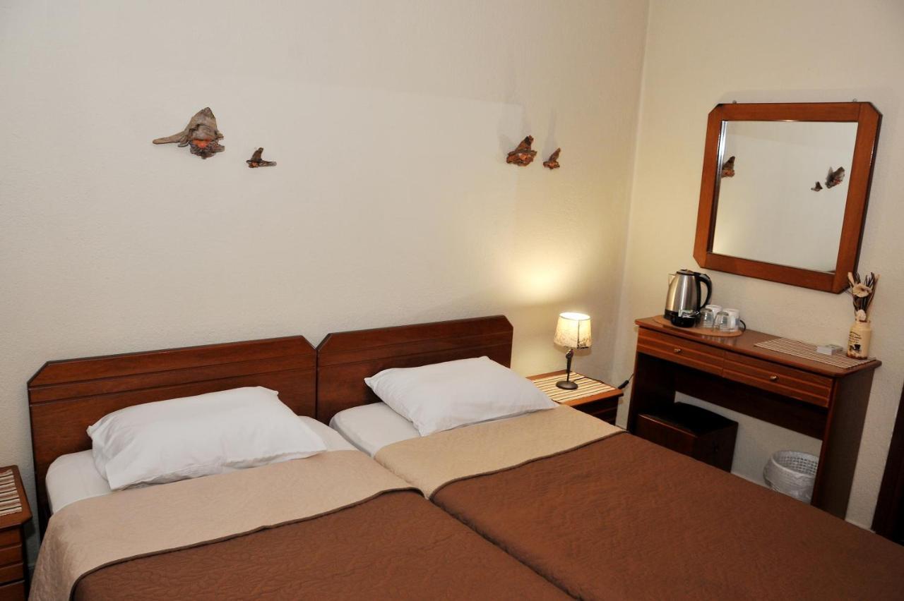 Guesthouse Bloutsos Rooms Kastraki  Exterior photo